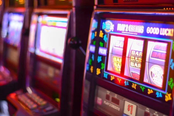 x7game mobile app showing Liga 1 sportsbook and live casino navigation
